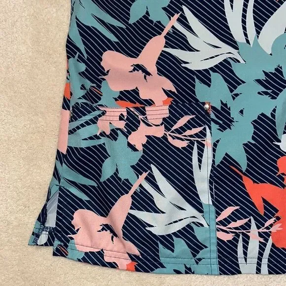 Health Pro Flower Top-Health care . Size L - Picture 2 of 6